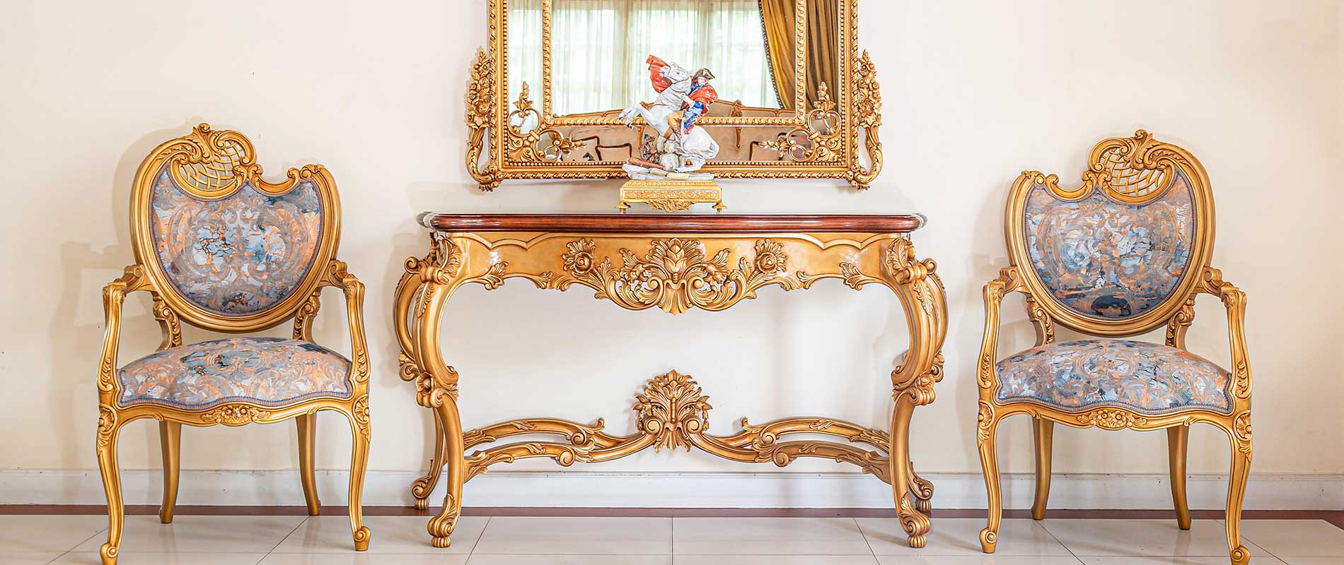 luxury italian living room CONSOLE