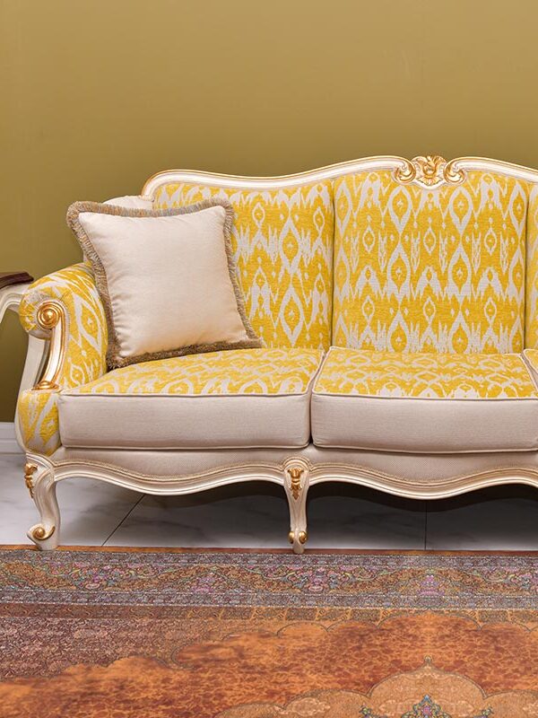 Shell Italian Classic design Sofa